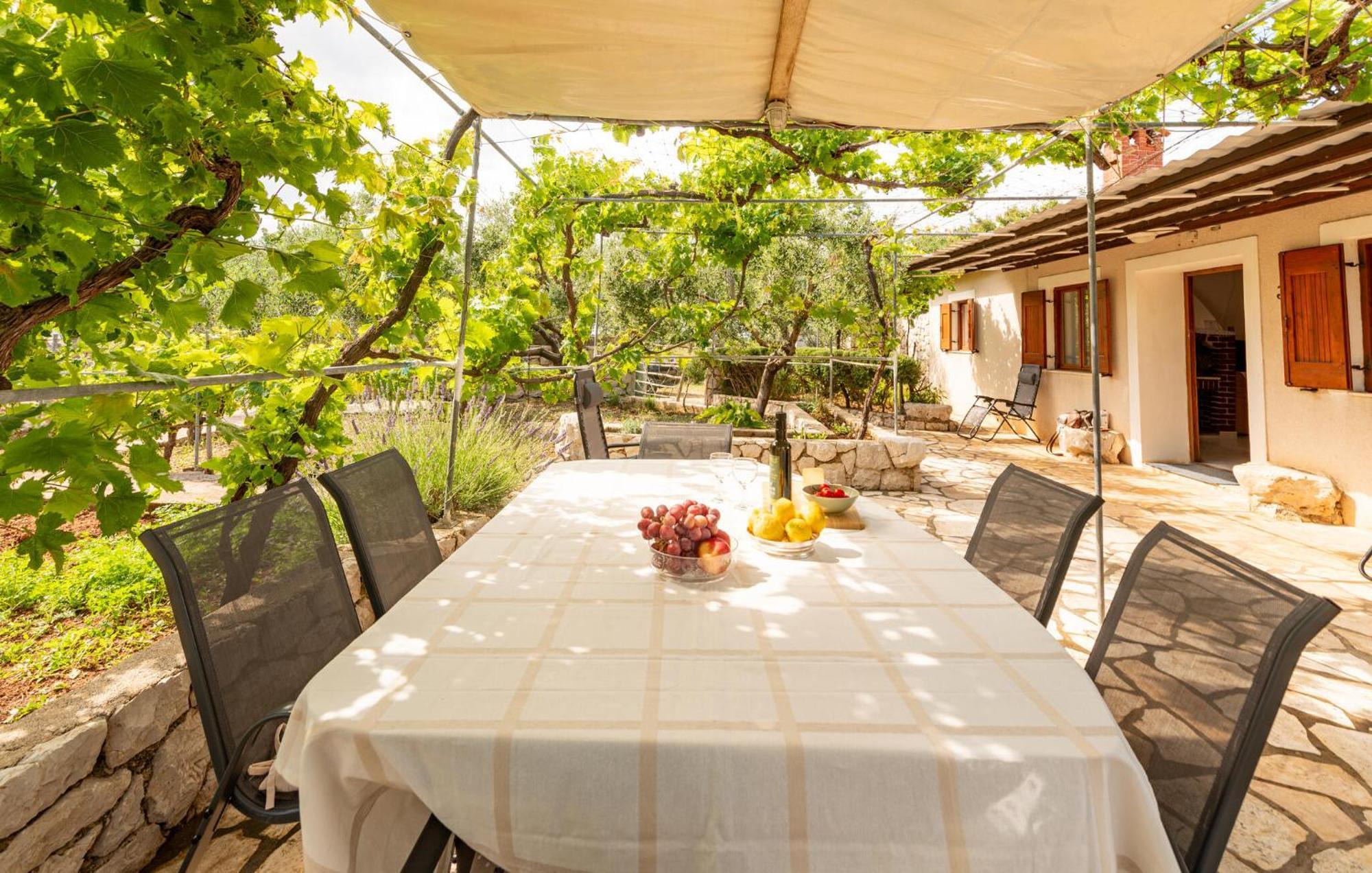 Beautiful Home In Novalja With Wifi Exterior photo